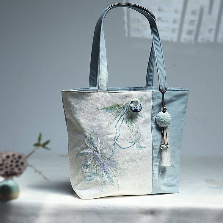 Художественный и древний стиль – обзор и цена Embroidery Artist